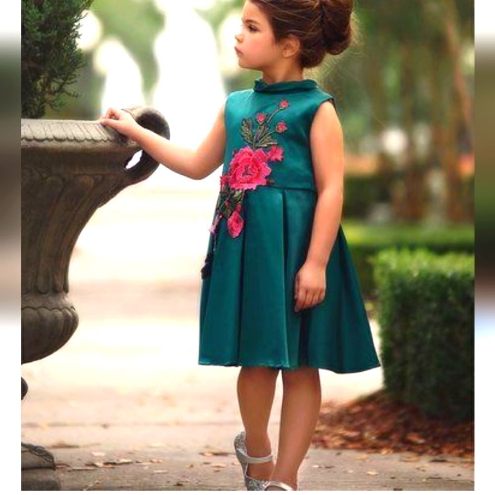 Trish Scully child dress size 6-12 months